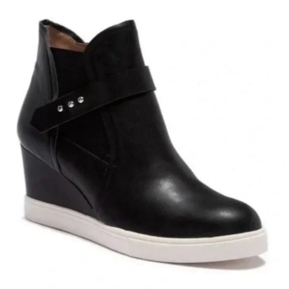 Paolo Shoes - 💥PRICE DROP💥 Linea Paolo Freshton Wedge Sneaker